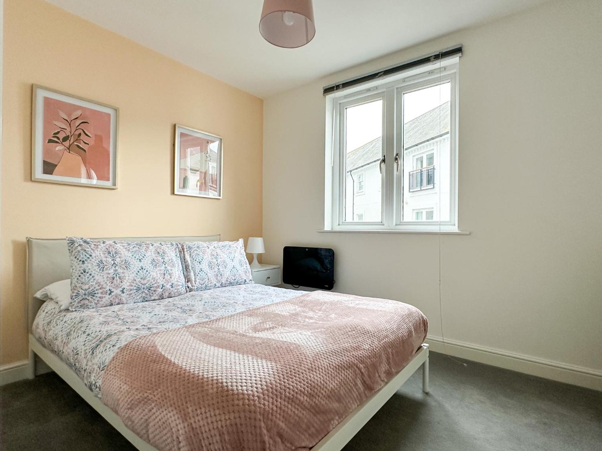 Luxury 2 Bedroom City Centre Apartment - Secure Parking - Amazing Location! Cantorbéry Extérieur photo