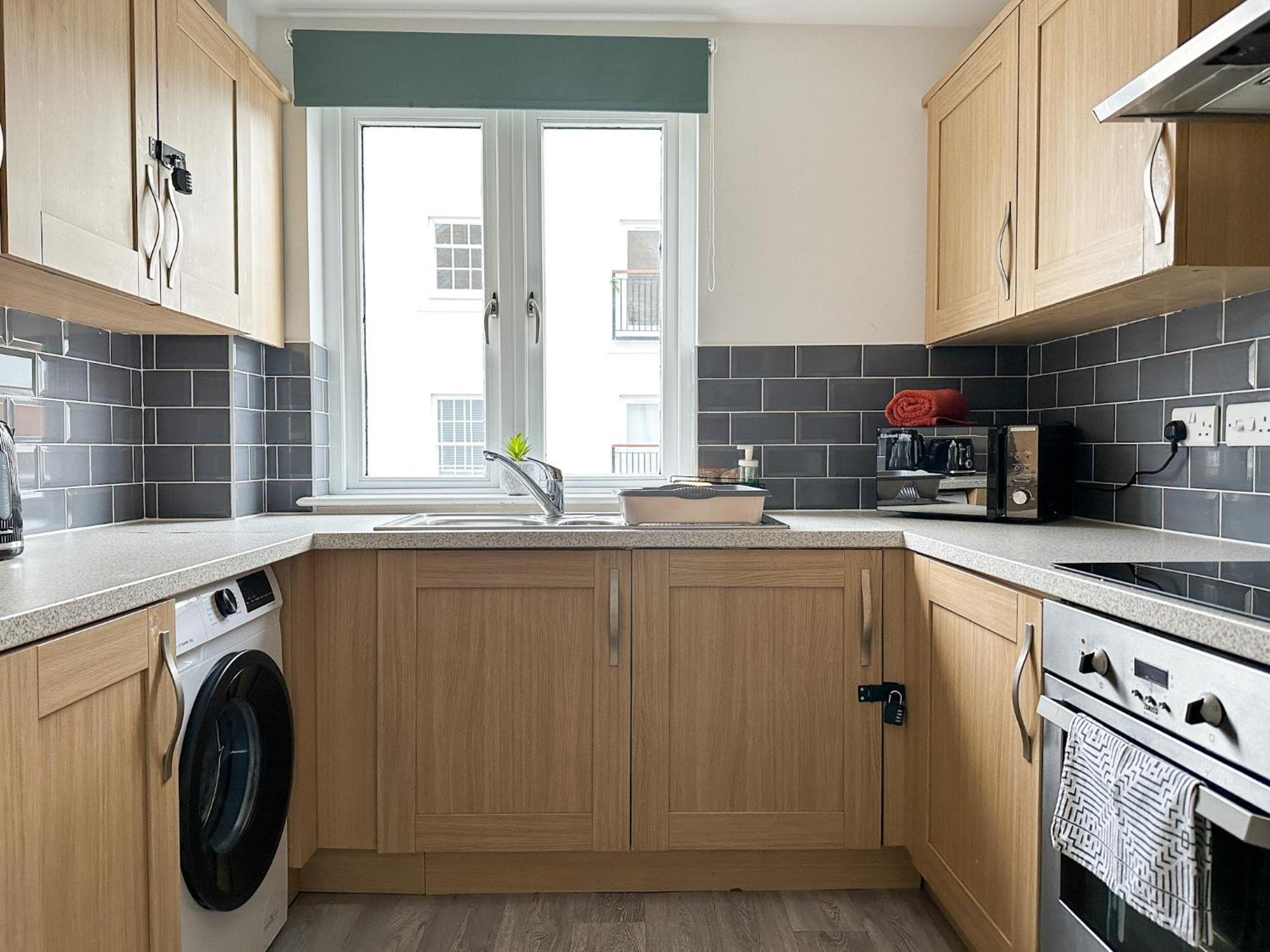 Luxury 2 Bedroom City Centre Apartment - Secure Parking - Amazing Location! Cantorbéry Extérieur photo